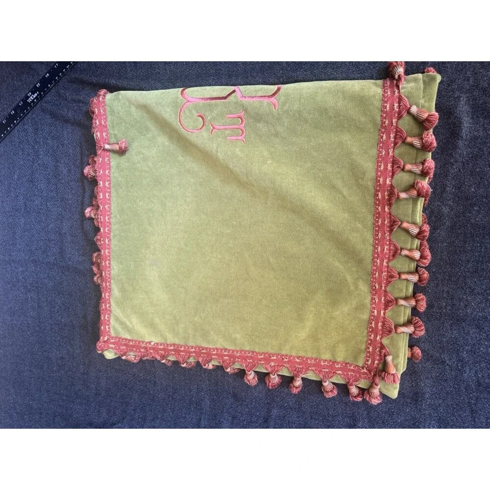 Unbranded product 34